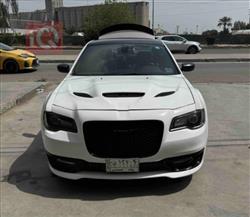 کرایسلەر 300
